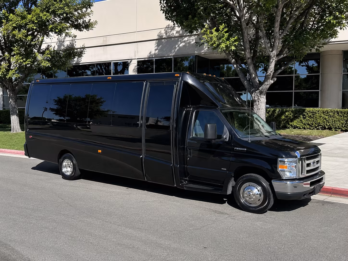 bellflower party bus rental 2
